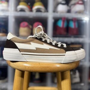 Revenge X Storm Brown/Tan Lowtops